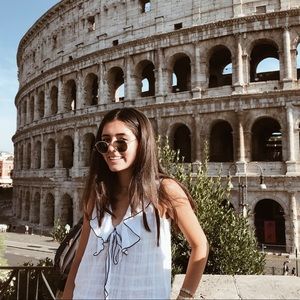 Meet your Posher, Jessica